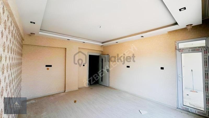 Beylerbeyin'de Sıfır Kiralık 2.5+1 Daire - 4