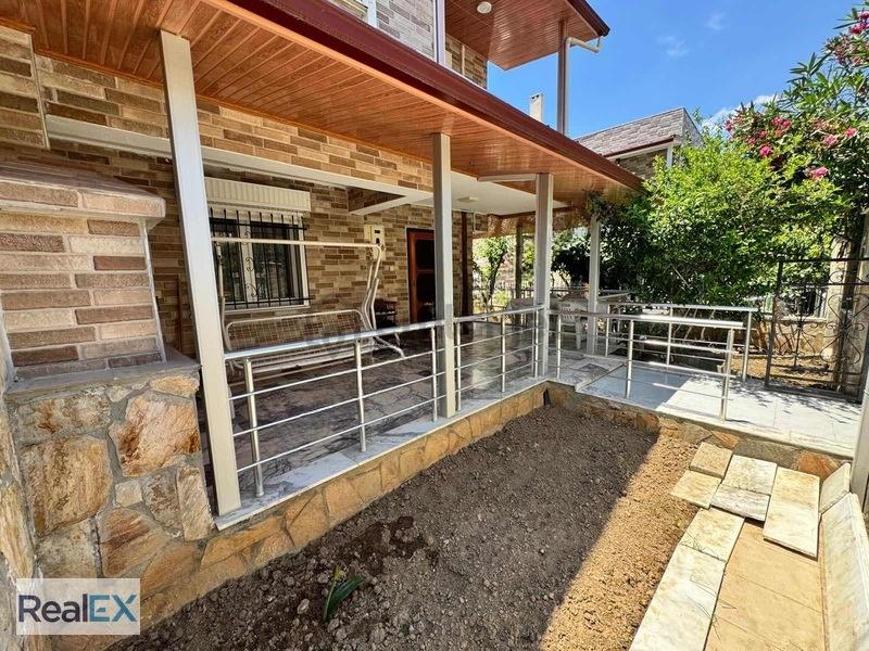 14 Evlerde Geniş Ailelere Özel 4+1 Fırsat Villa - 28