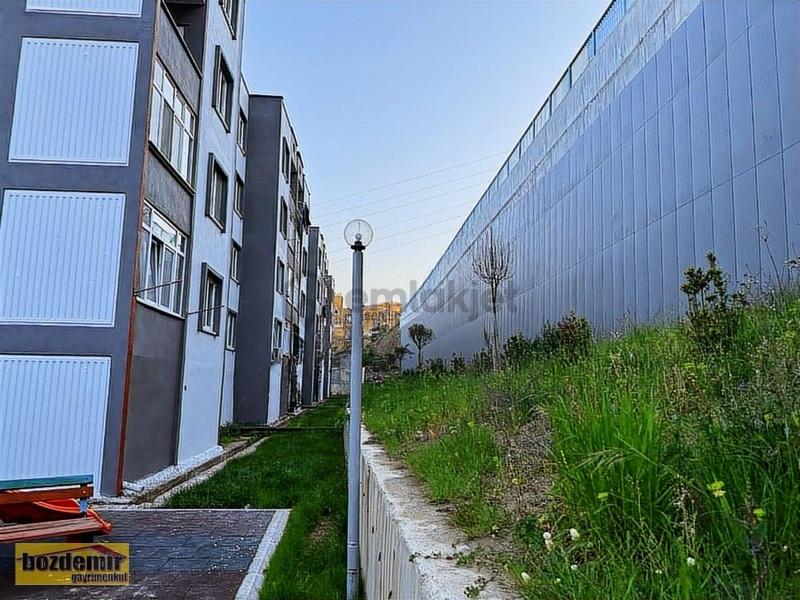 Bozdemir'den Yuvamakarcada Kiralık 3+1 Daire - 2