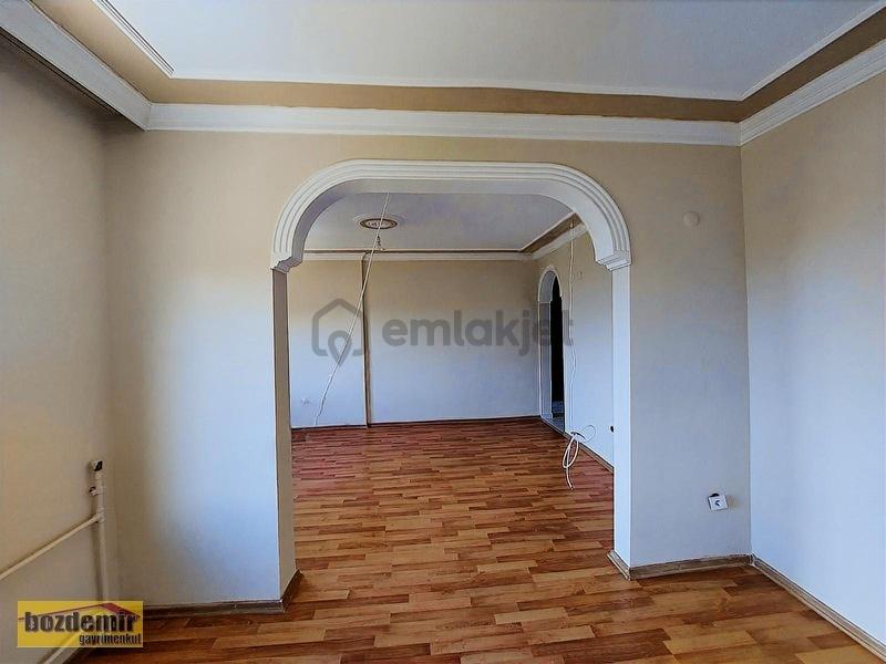 Bozdemir'den Yuvamakarcada Kiralık 3+1 Daire - 11