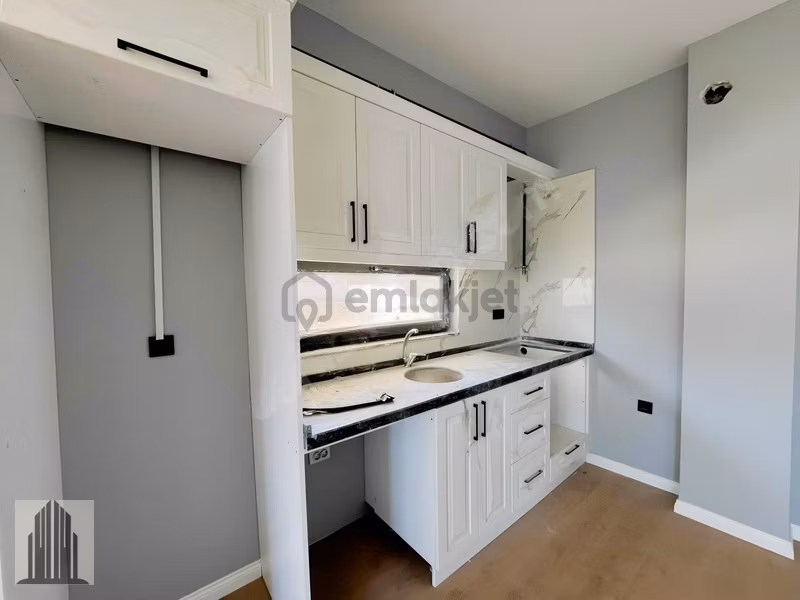 Kuvvetten Full Deniz Manzaralı Bulvara Cephe Kiralık - 12