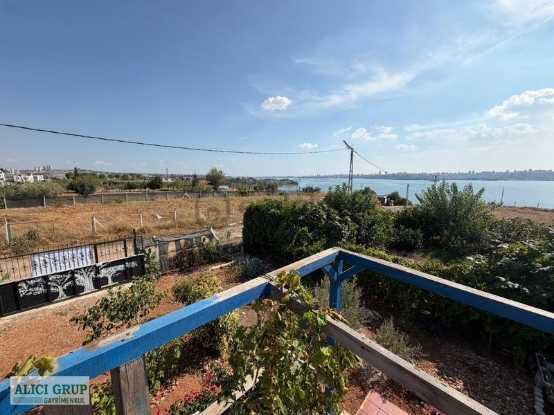 Bayramhacılı'da Göl Manzaralı Villa İmarlı Arsa - 16