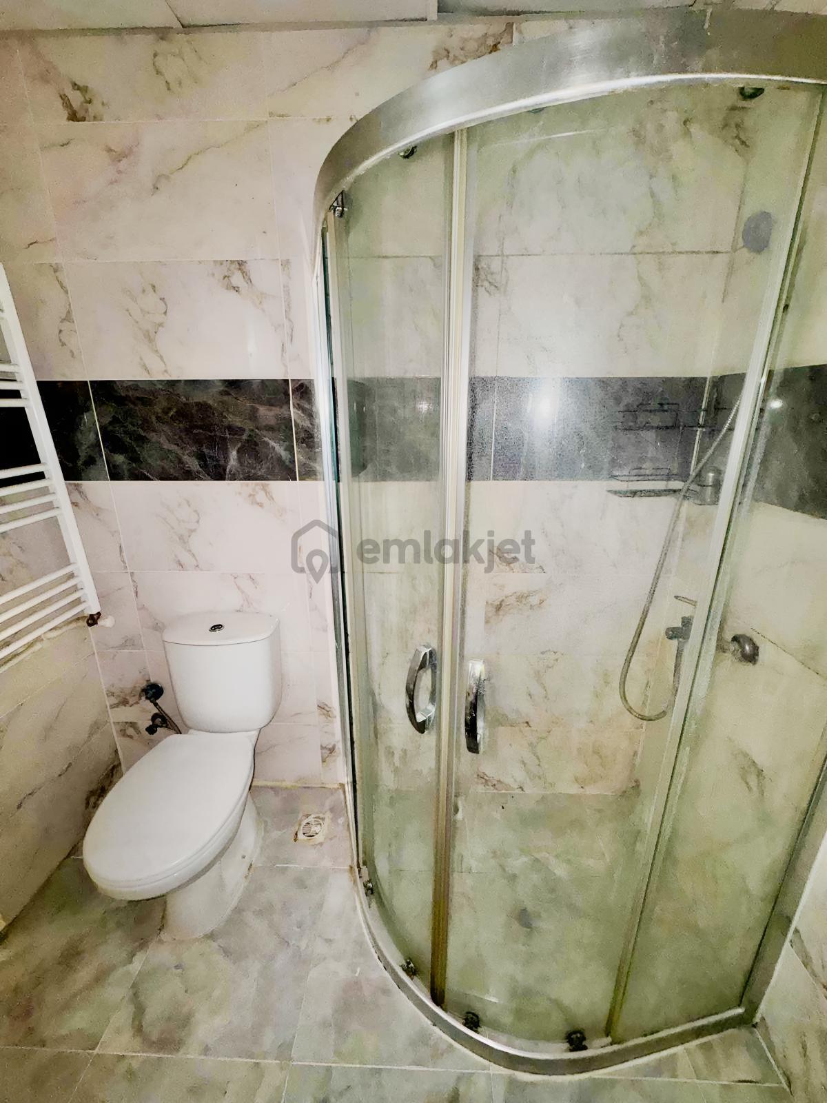 Asil Emlak'tan Muradiye Mah'sinde 3+1 Ara Kat Daire - 33