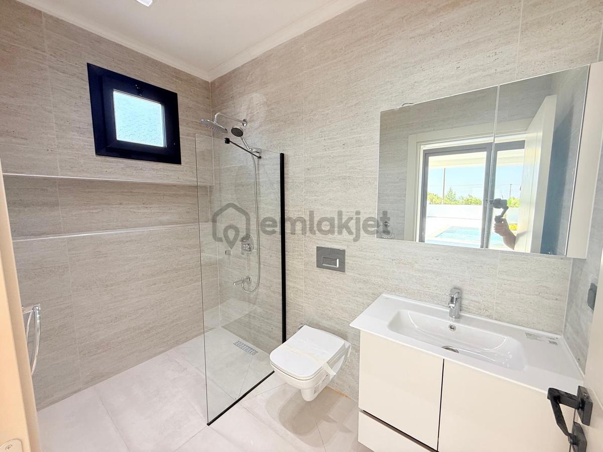 Didim’de 620 M² Arsa Üzerinde Lüks Müstakil Villa - 16