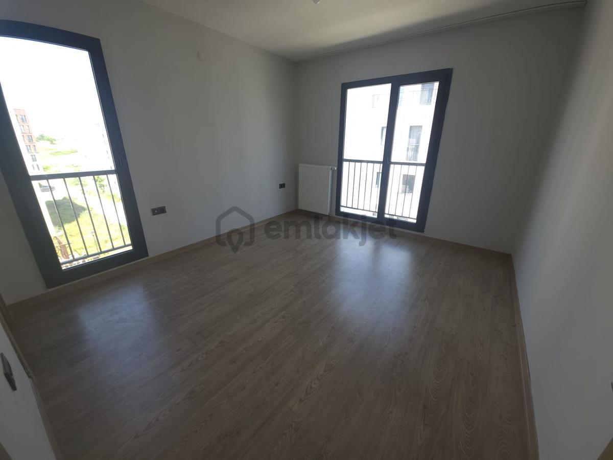 Nusratiye Tokide 2. Kat 3+1 Kiralık Daire - 9