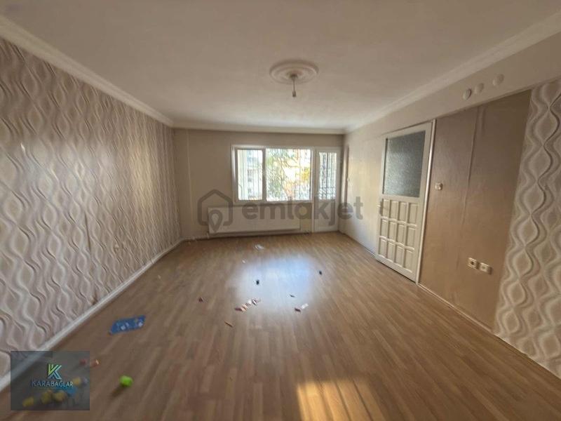 3+1 Doğalgazlı Ara Kat Kiralık Daire - 2