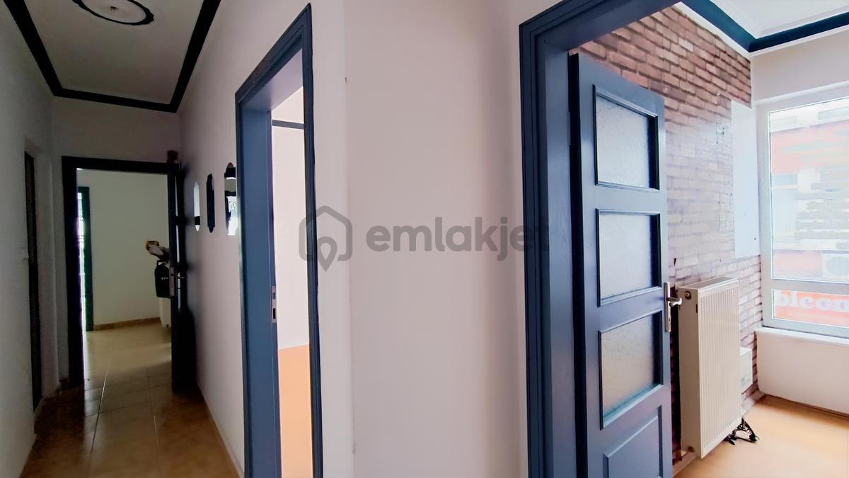19 Mayıs Mahallesinde Kiralık 2+1 Ofis - 23