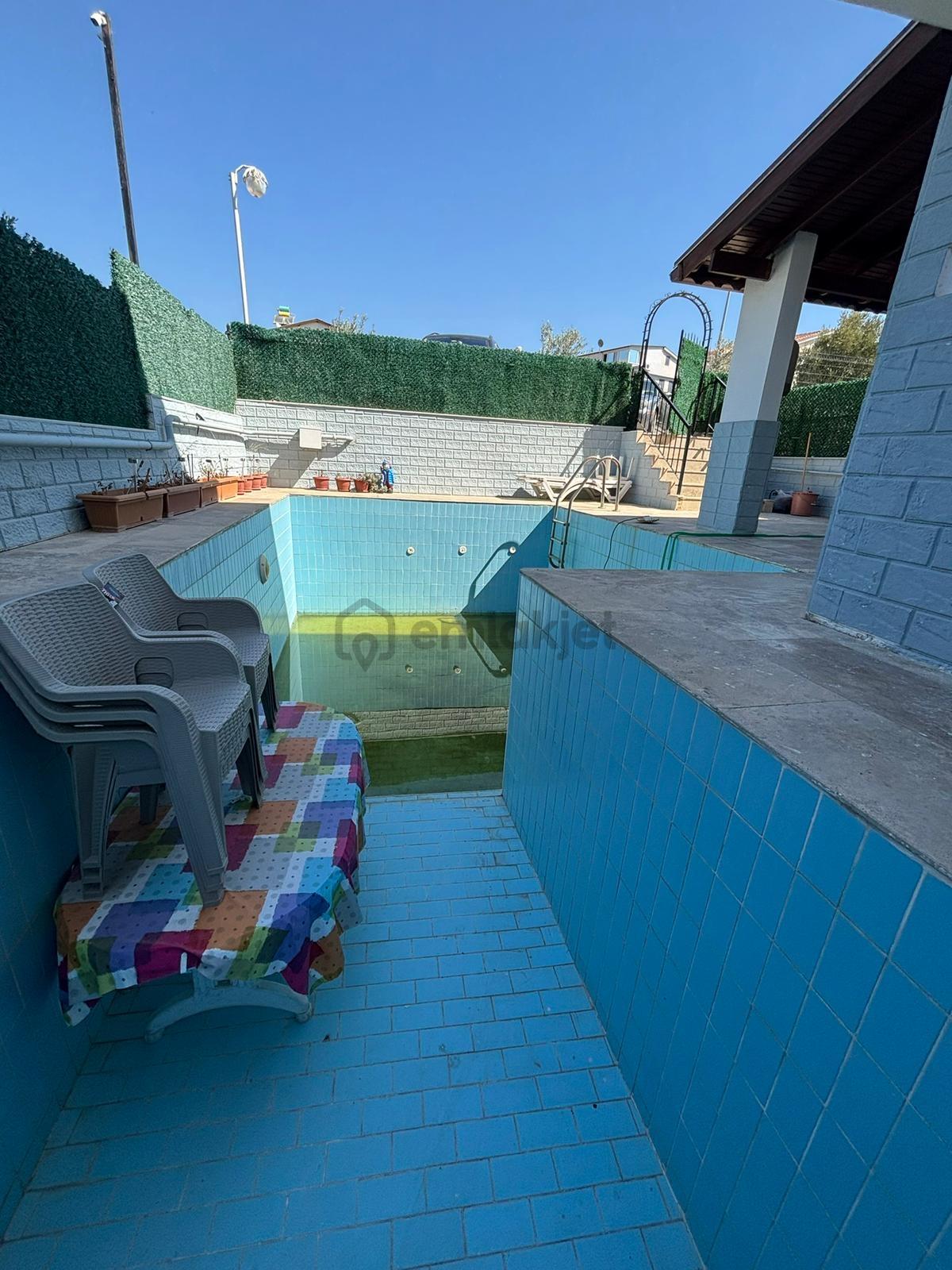 Kuşadası'nda Özel Havuzlu 4+1 Satılık Villa... - 22