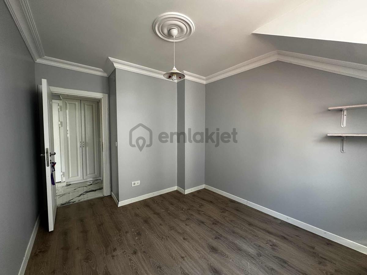 Beylikdüzü Yakuplu'da Satılık Dubleks Daire - 8