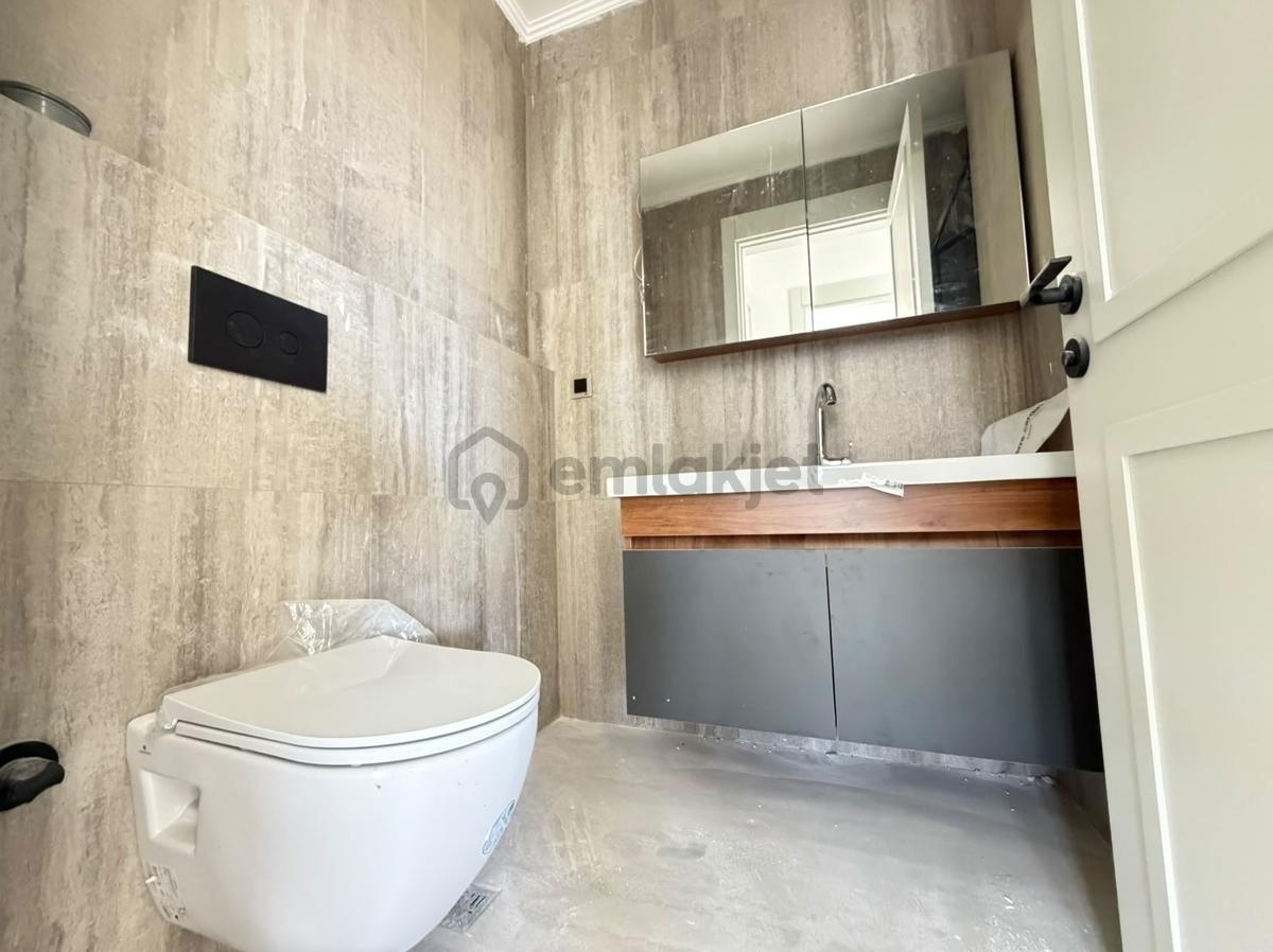 Denize Sıfır Lüks Site İçerisinde Kiralık Sıfır 2+1 Daire - 28