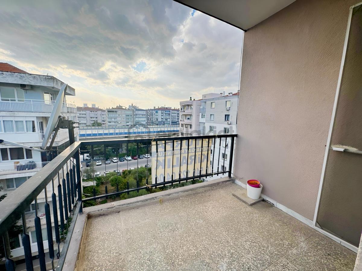 Bornova Ege Üniversitesi+izban Yakını Kiralık 3+1 Daire - 32
