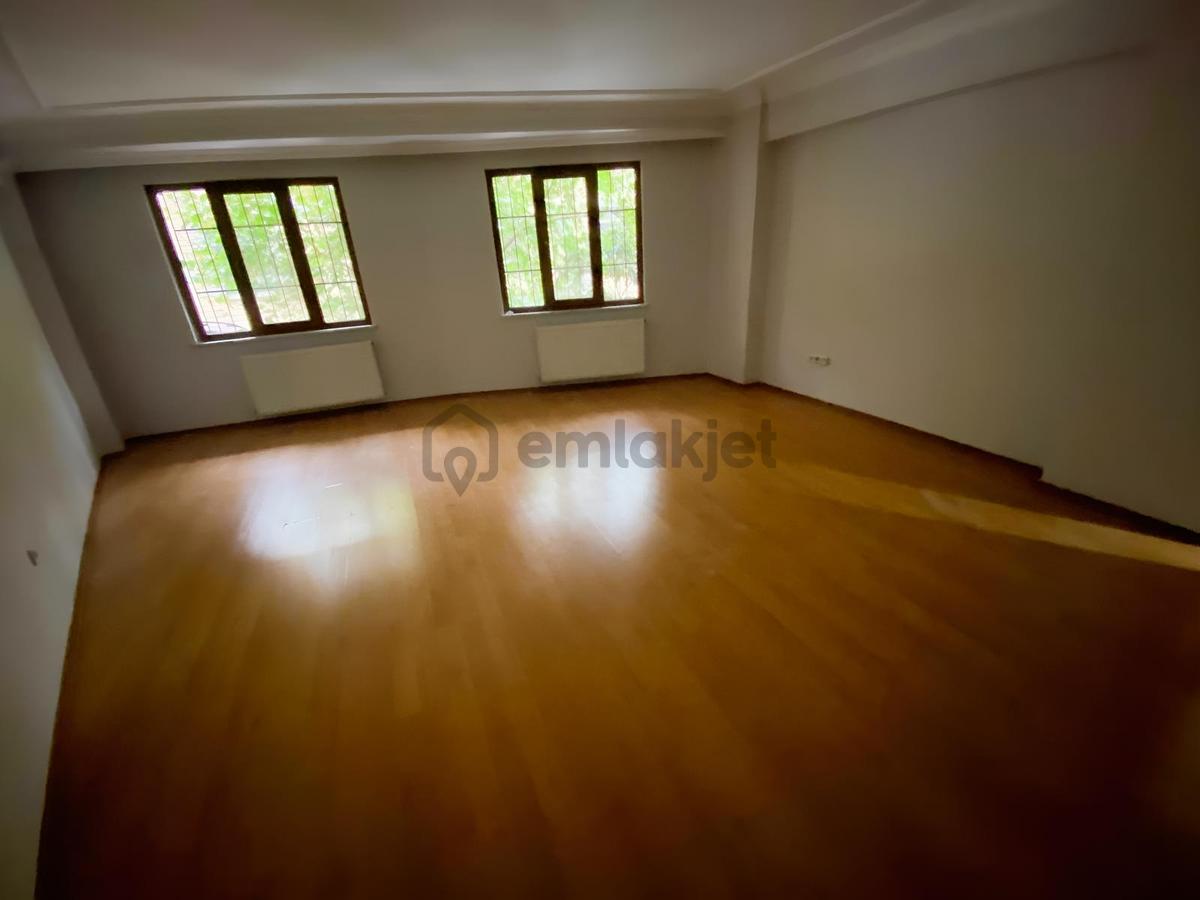 Muğla Emlaktan Bağlarbaşında Balkonlu 80m 2+1 Yüksek Giriş