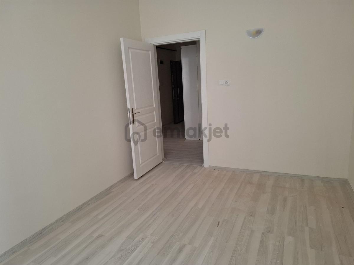 Hakev'den 15 Temmuzda Satılık Yeni Yapı Giriş Kat Daire - 8
