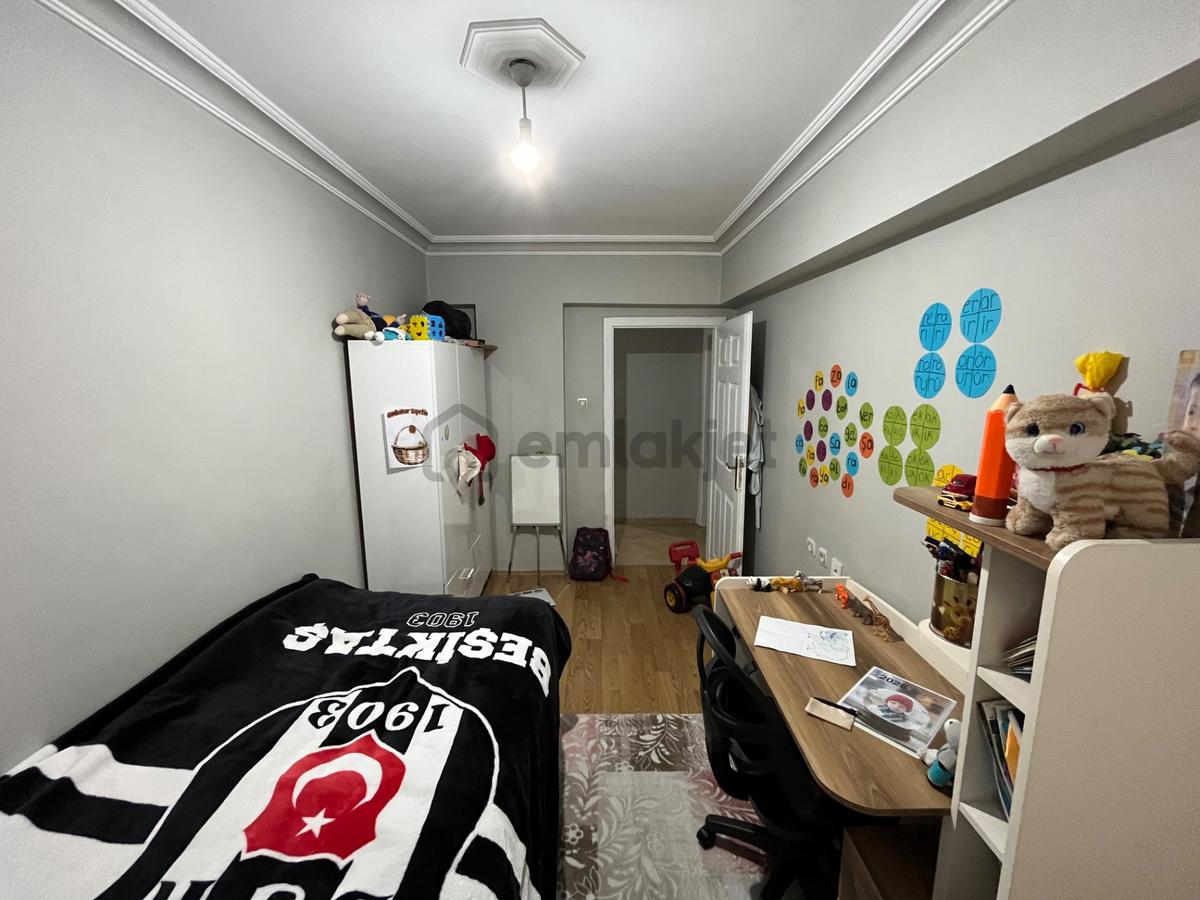 Hüseyingazi Göbekte 3+1 Yüksek Giriş Daire - 12