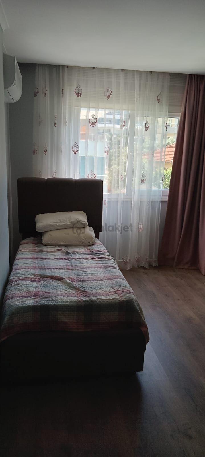 Alanya Mahmutlar'da Eşyalı Ve Bakımlı 2+1 Daire - 16