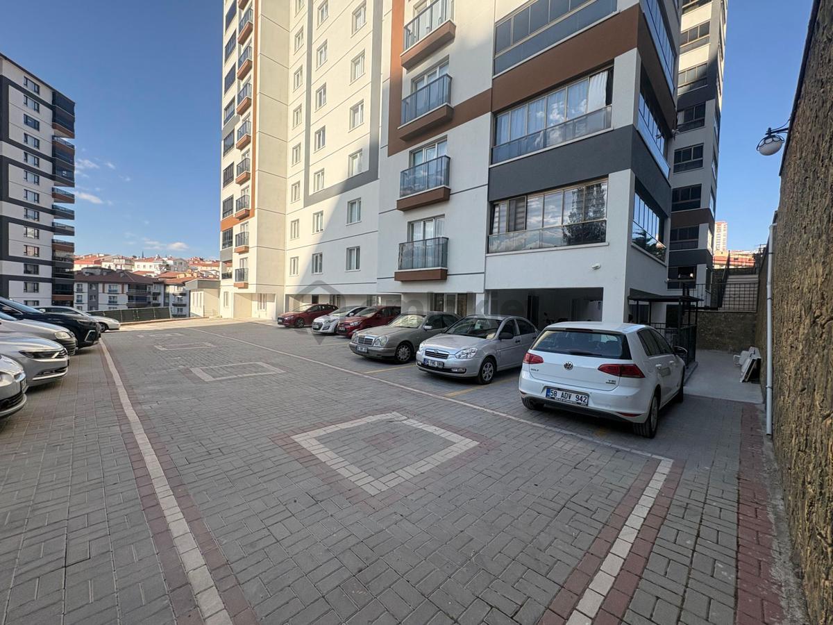 Sahibinden Sahibinden 3+1 Lüks Sıfır Daire - 32