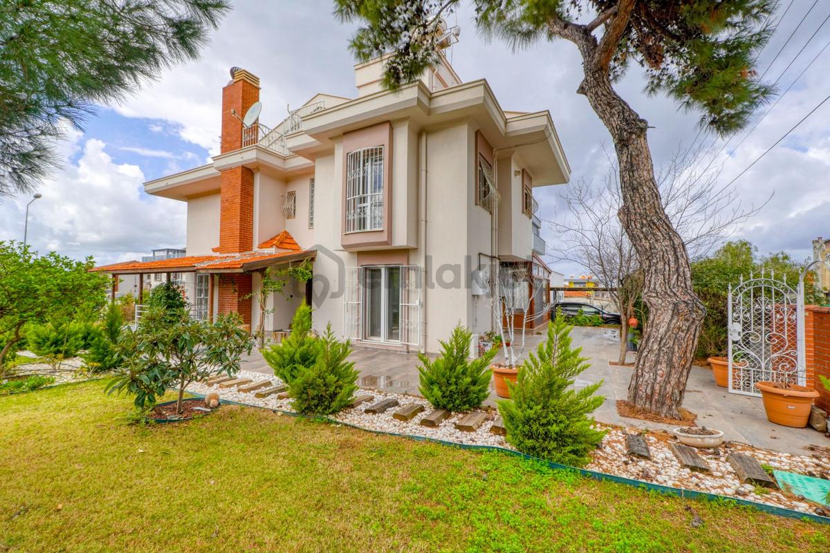Keller Williams Ad Team'den Çelebi Mahallesi'nde Özel Villa - 6