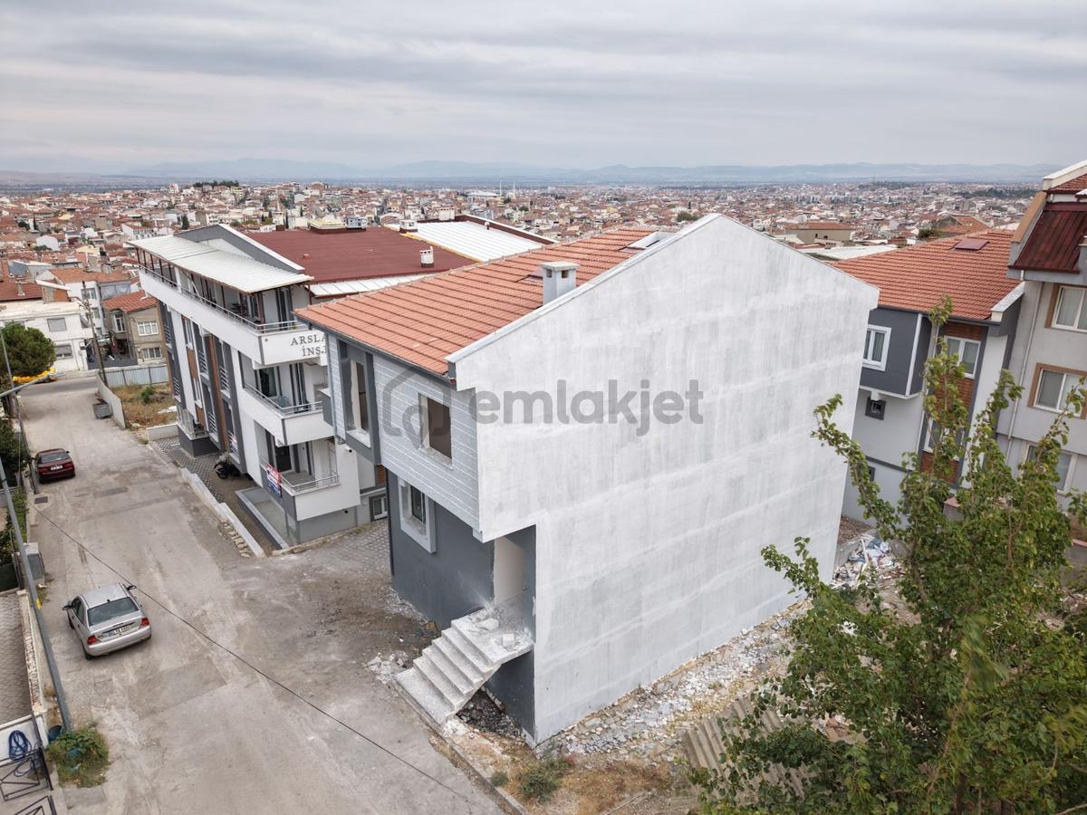Balıkesir 2.sakarya Mah Satılık 3+1 Daire - 2