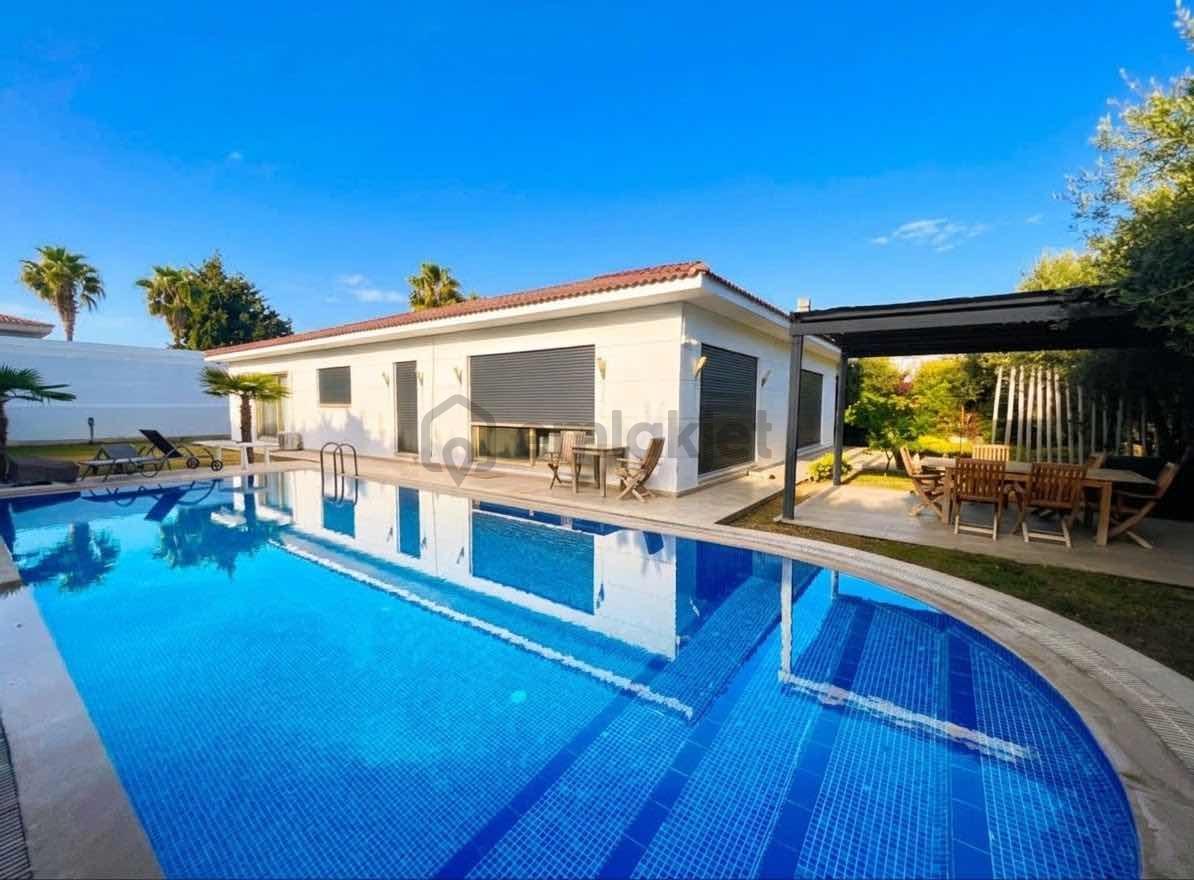 Çeşme Mamurbaba'da Satılık Müstakil Villa 800m2 Arsa İçerisinde - 34