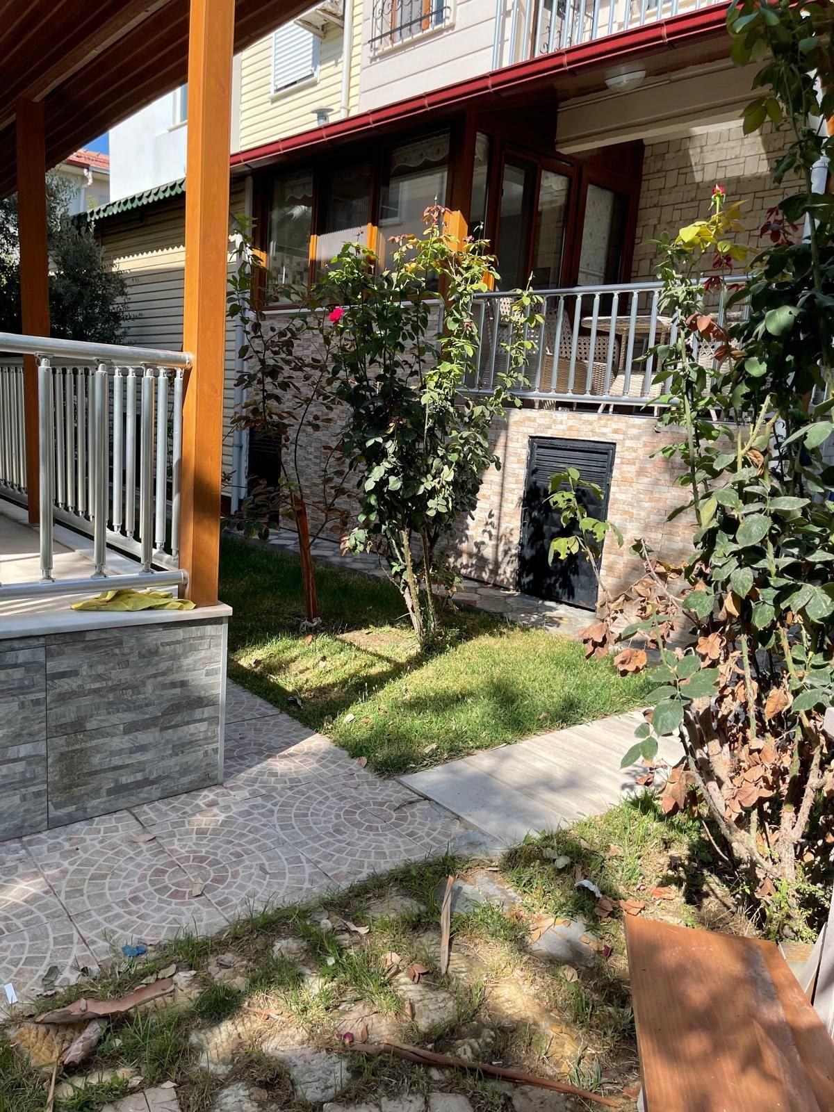 Ayvalık Sarımsaklı Plajına 100 Metre Satılık Villa - 25