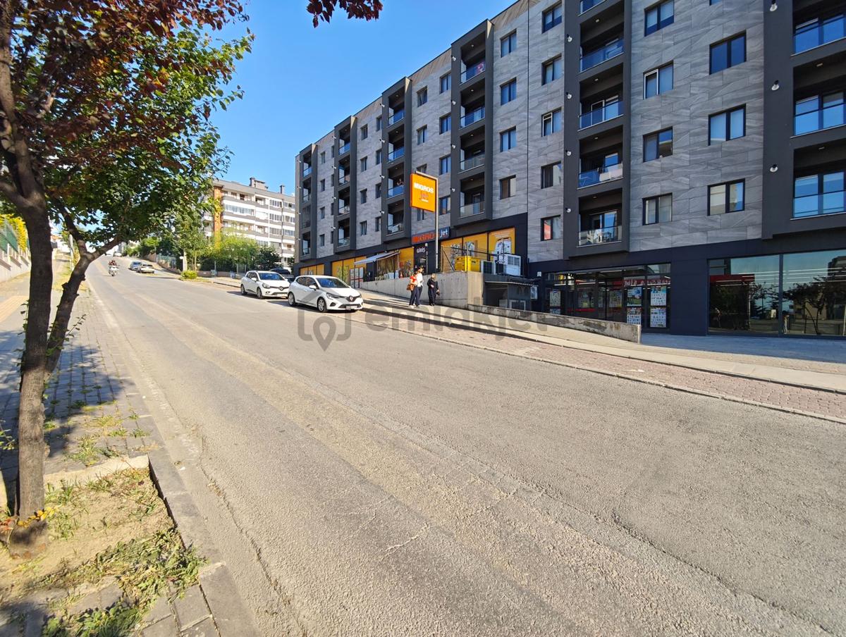 Rt Safir'den Parkwest Sitesinde Eşyalı Satılık Daire - 3