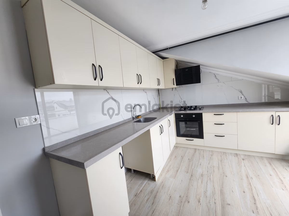 Başiskele Yeşilyurt'ta 3+1 Kiralık Daire - 5