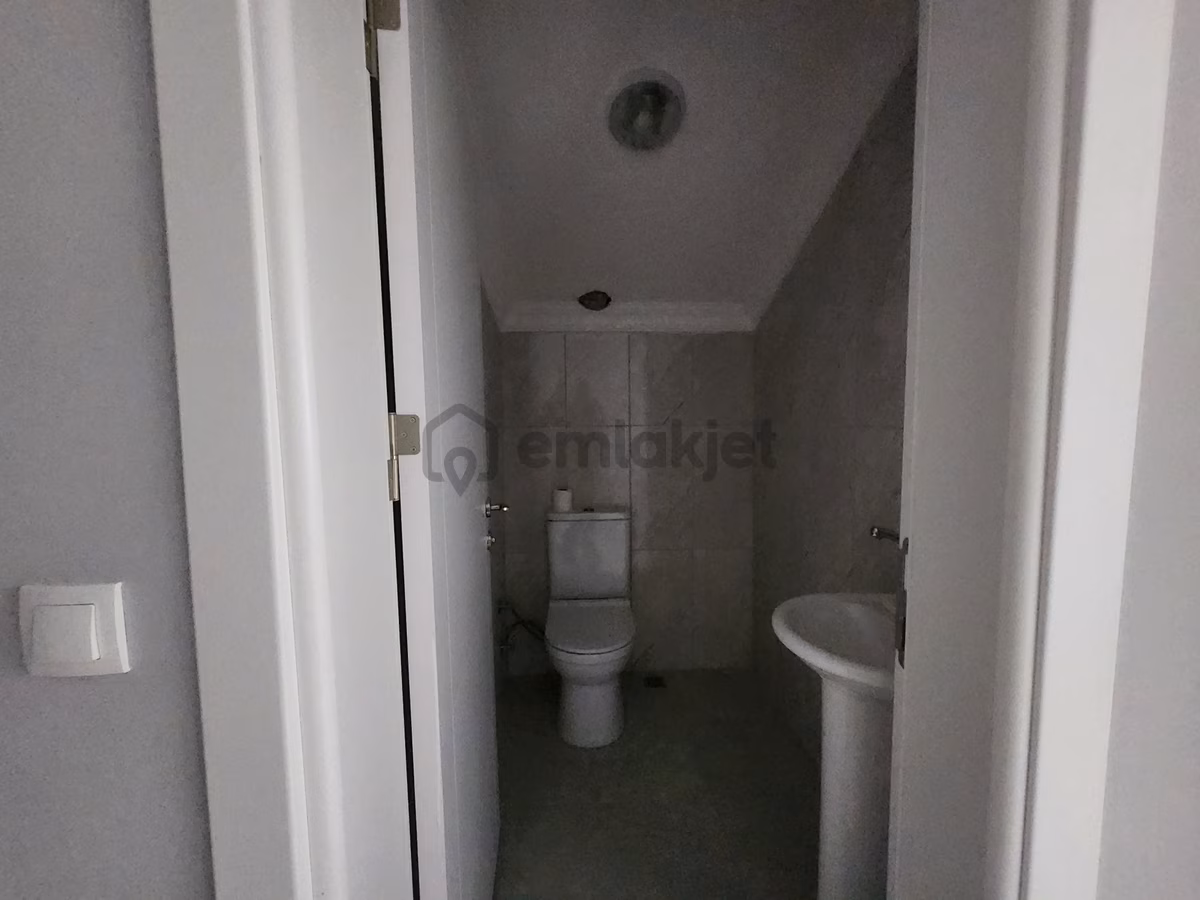 Başiskele Yeşilyurt'ta 3+1 Kiralık Daire - 8