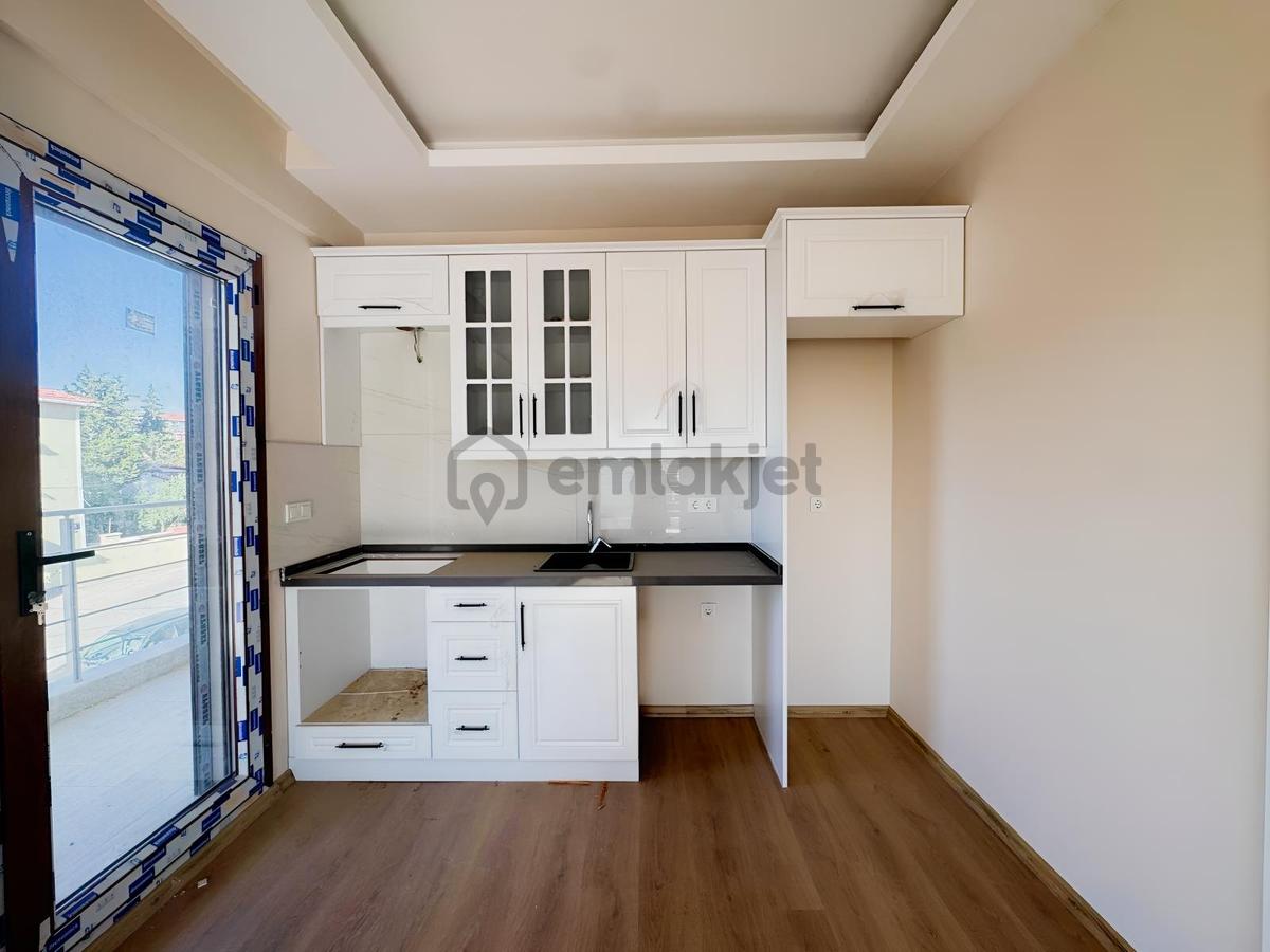 Foça Bağarası'nda Satılık Sıfır 2+1 Daire - 13