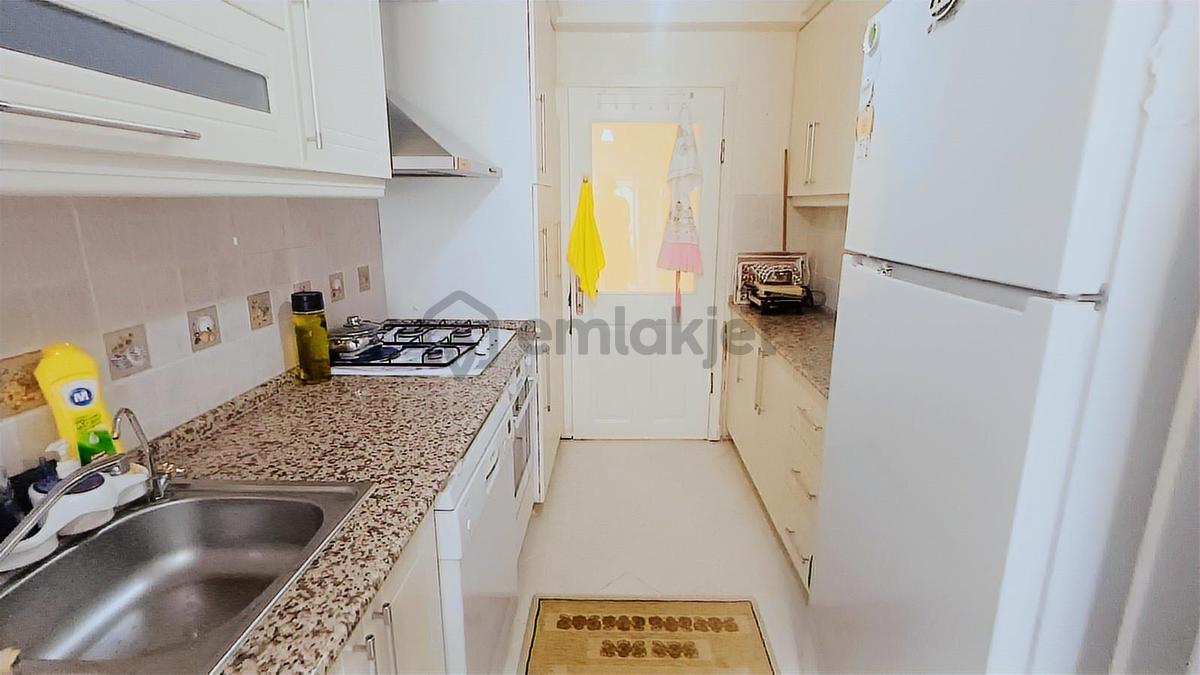 Balçova Onur Mahallesinde Genç Binada Satılık 130 M2 3+1 Daire - 5