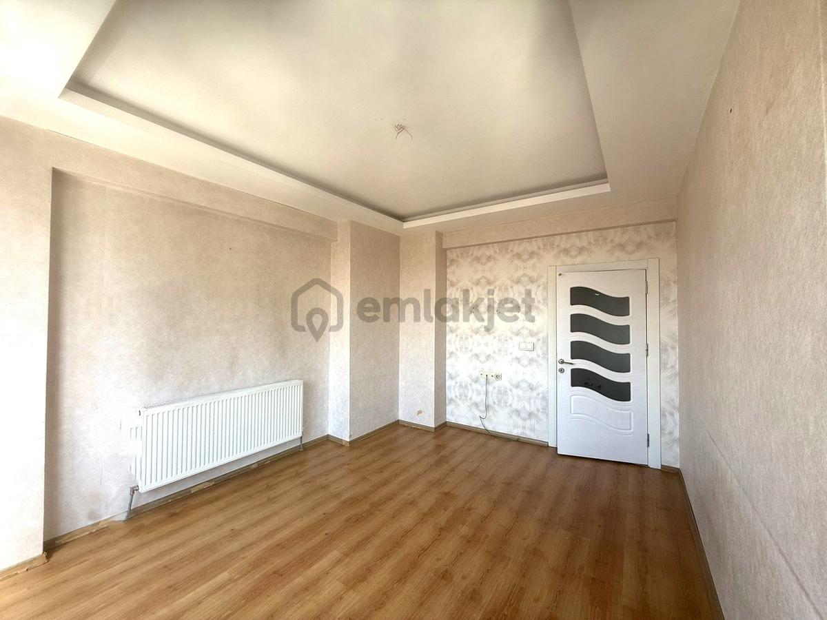 Şeker Mahallesi Site İçerisinde Boş 4+1 Satılık Daire - 11