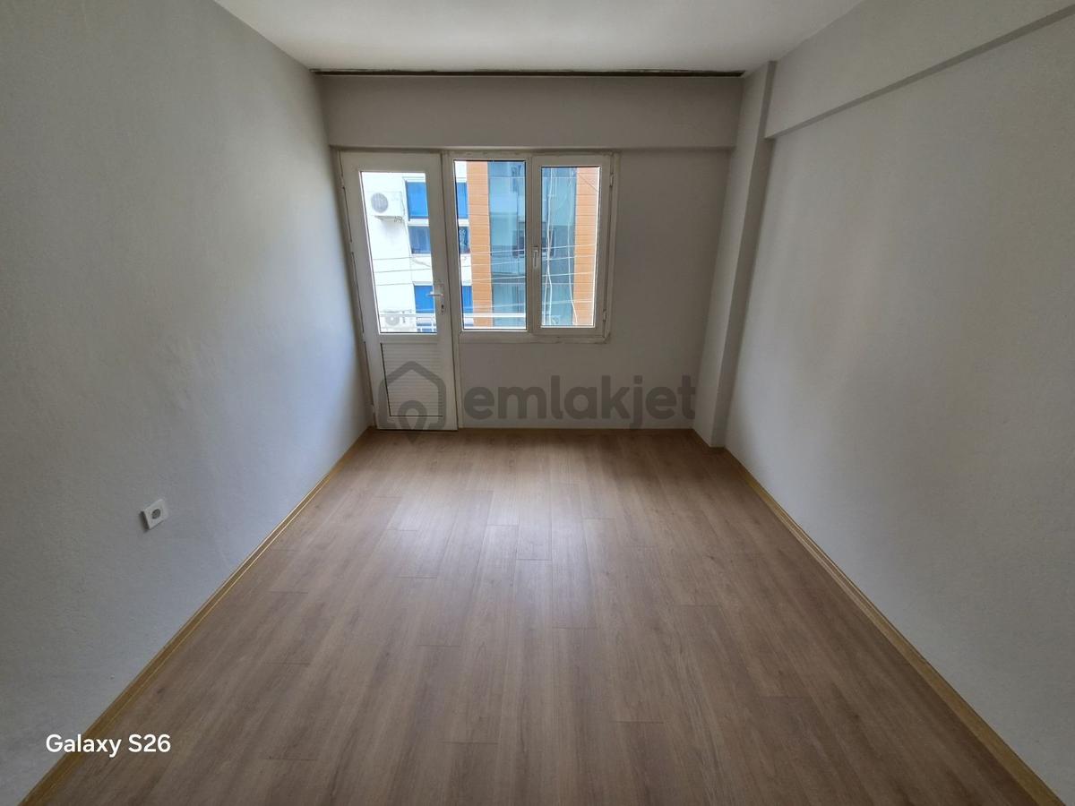 Ekonomi Ve Metro Yakını Kiralık 3+1 Daire - 20