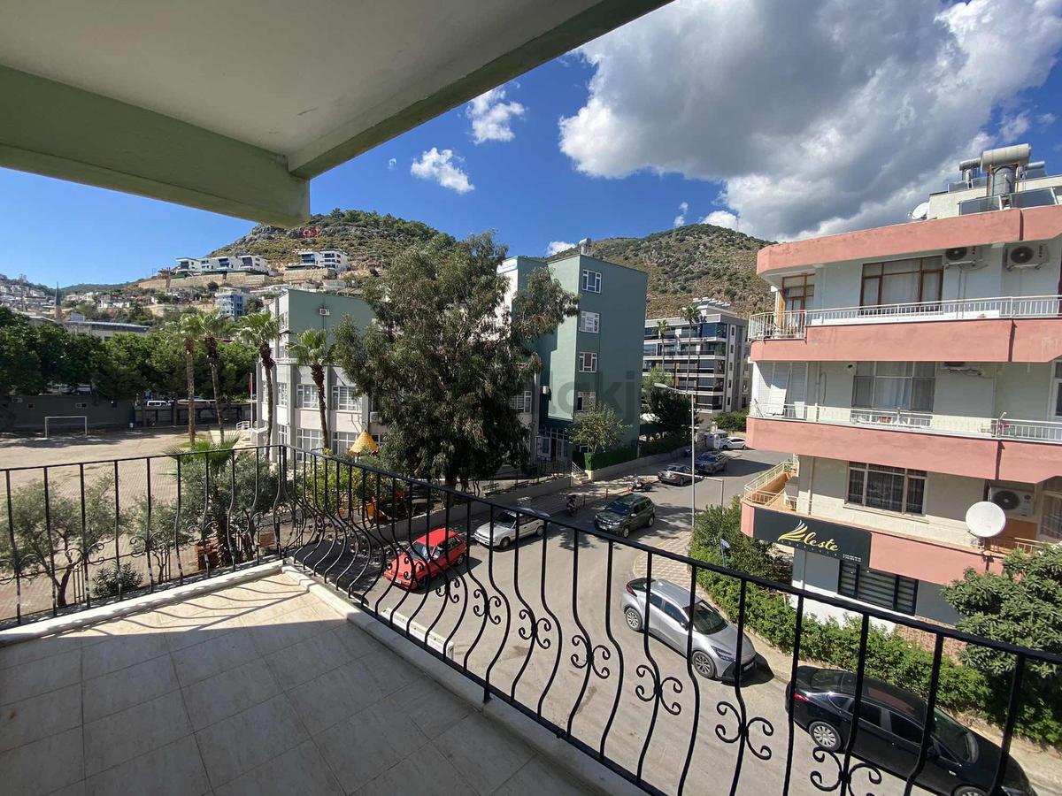 Finike Merkez'de Denize Komşu Satılık 2+1 - 26