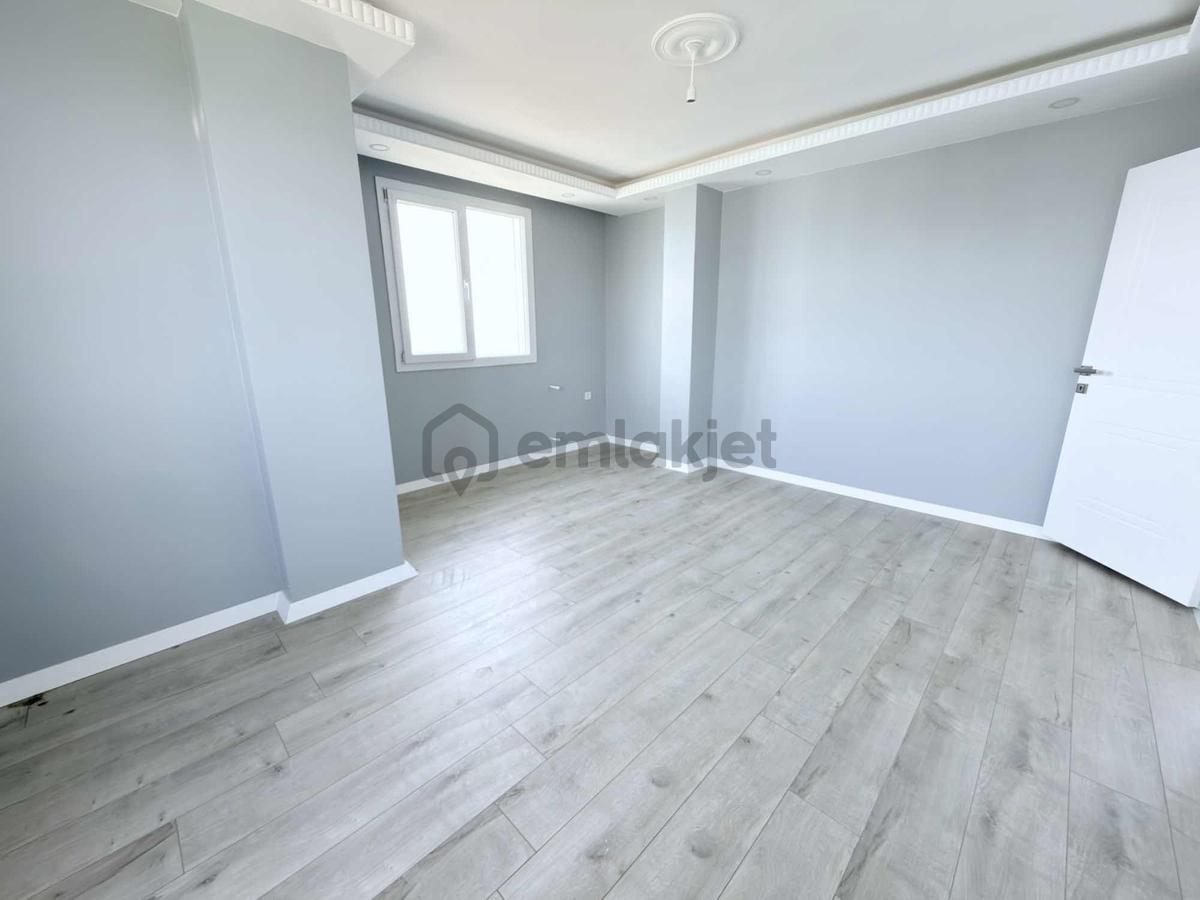 Kartallar Full Deniz Manzaralı 4+1 Geniş Bahçeli Villa - 16