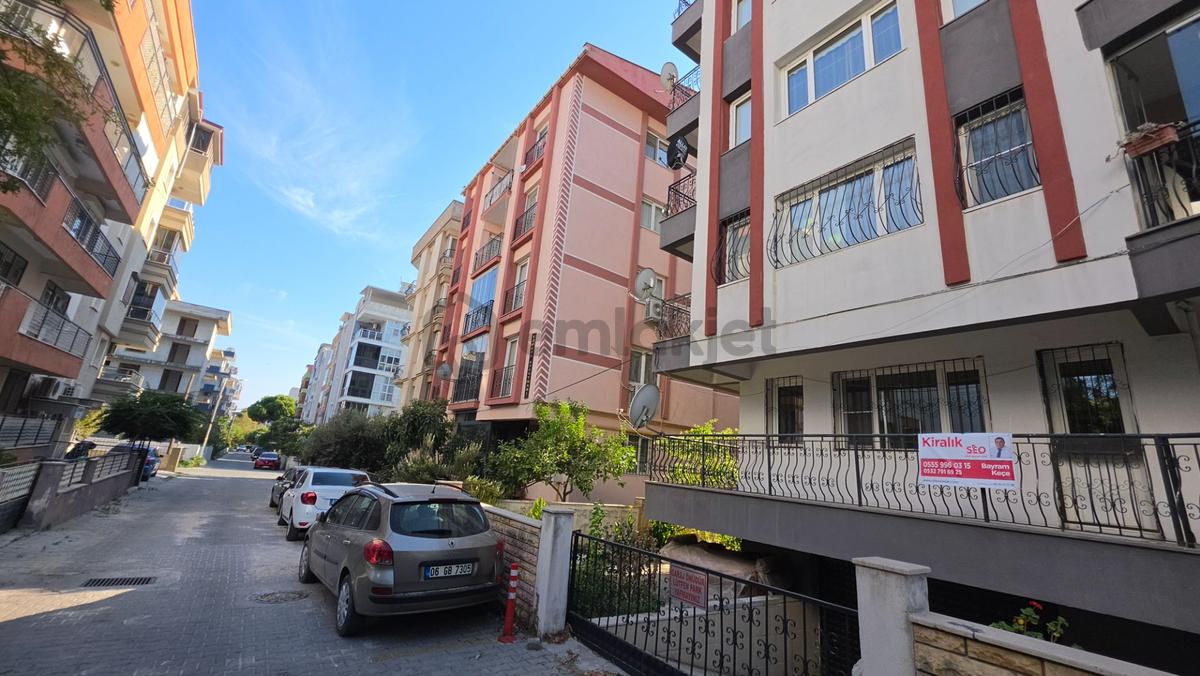 Söke'de Geniş Balkonlu 3+1 Kiralık Daire - 3