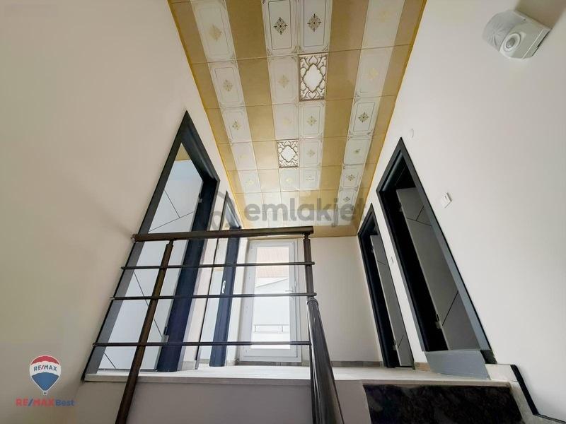 Remax Best Ofisinden Salimbey'de 4+1 Dublex - 34