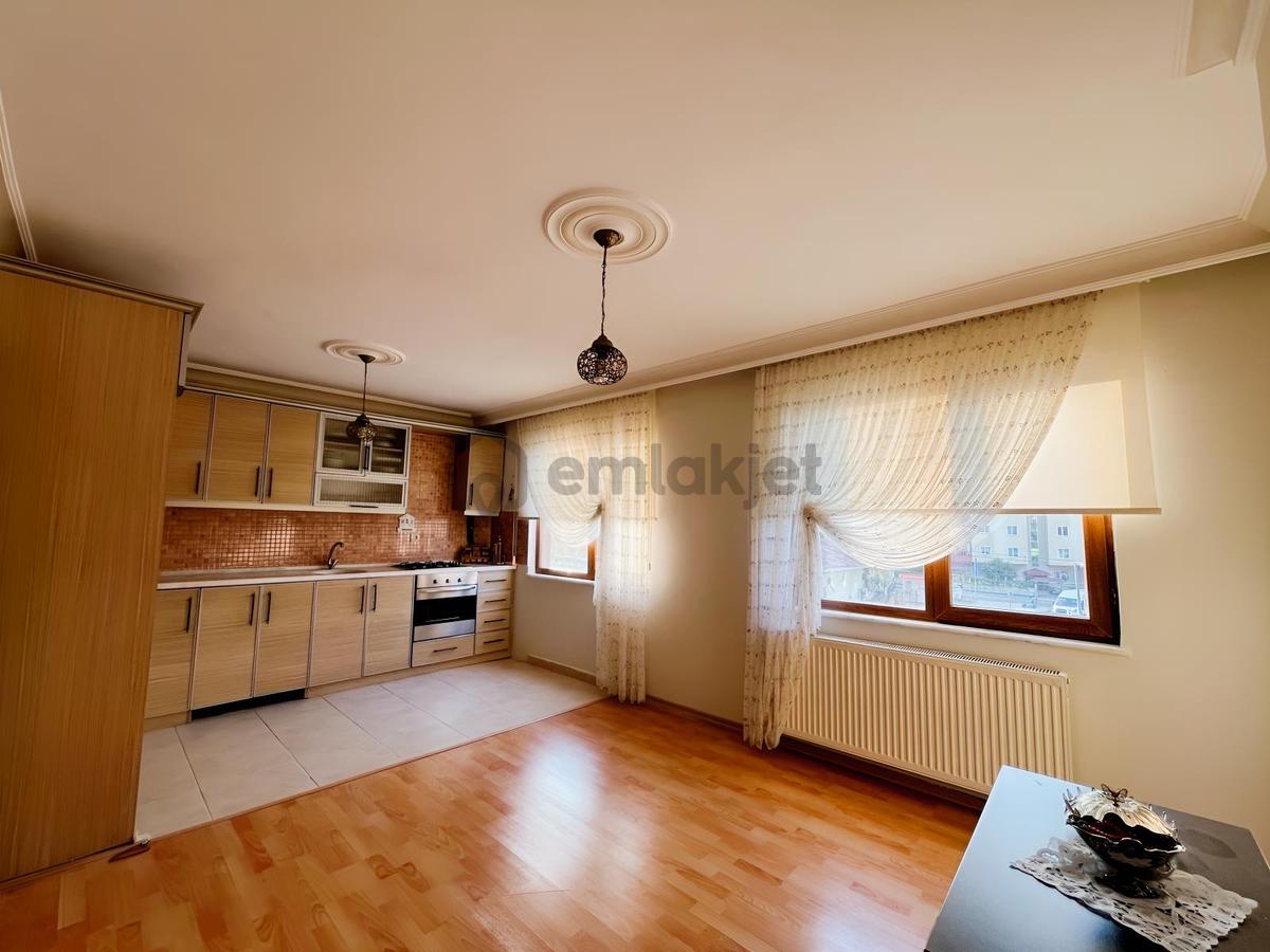 Tramvaya Cephe | 110 M² Net | 2+1 | Asansörlü | Satılık - 17