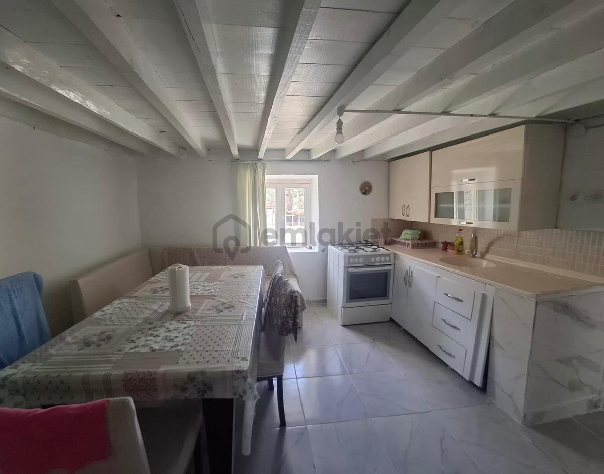 Aydın Koçarlı Birci Mahallesinde Satılık Müstakil Ev