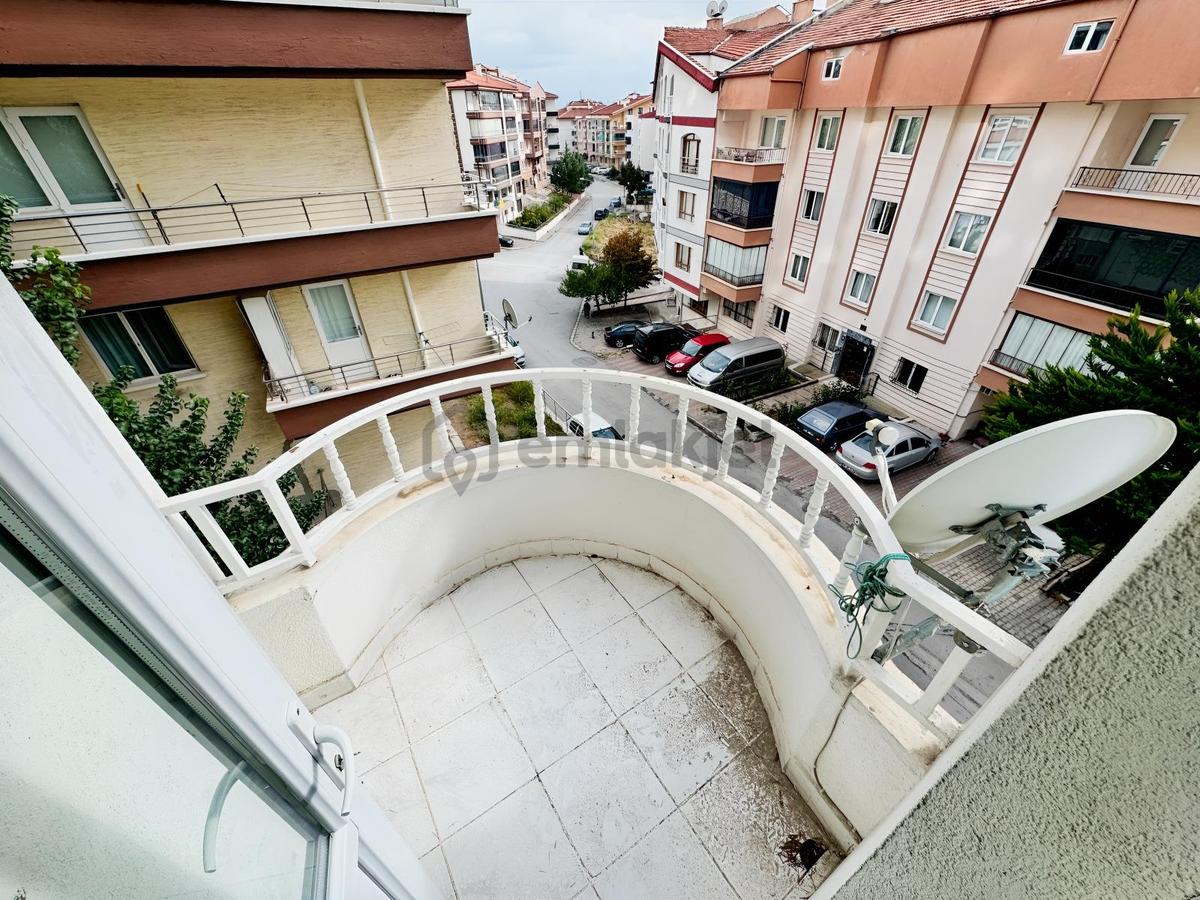 Turan'dan Ayvalıda Arakat 3+1 Yapılı Satılık Daire** - 10
