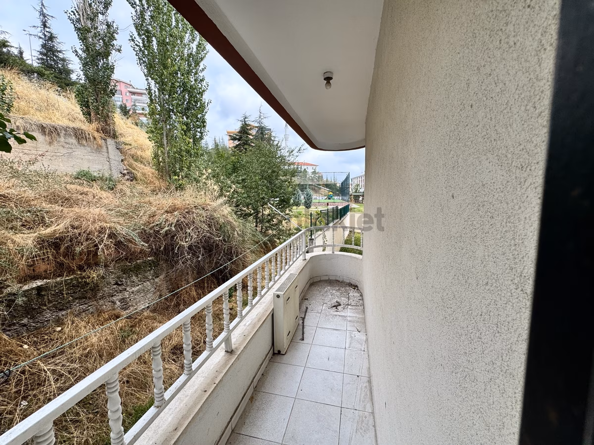 Turan'dan Ayvalıda Arakat 3+1 Yapılı Satılık Daire** - 14