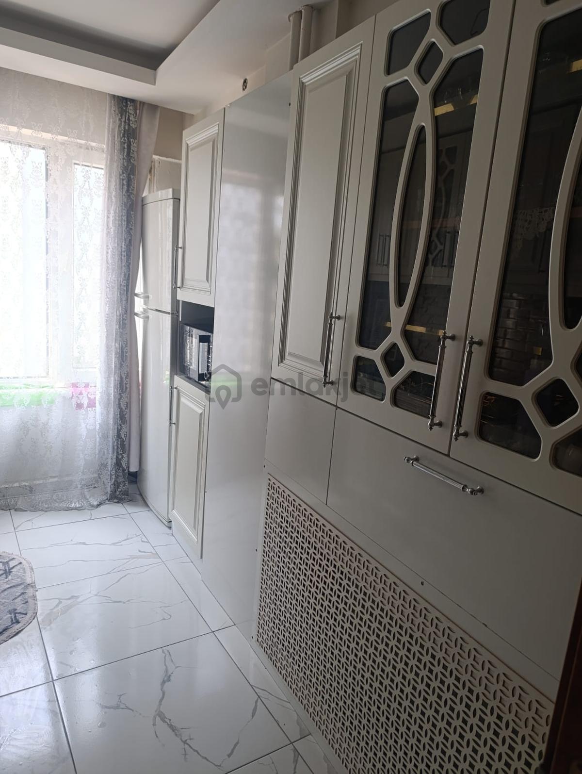 Bursa Dikkaldırımda 3 Cepheli Otoparklı Bahçeli Satılık Daire - 8