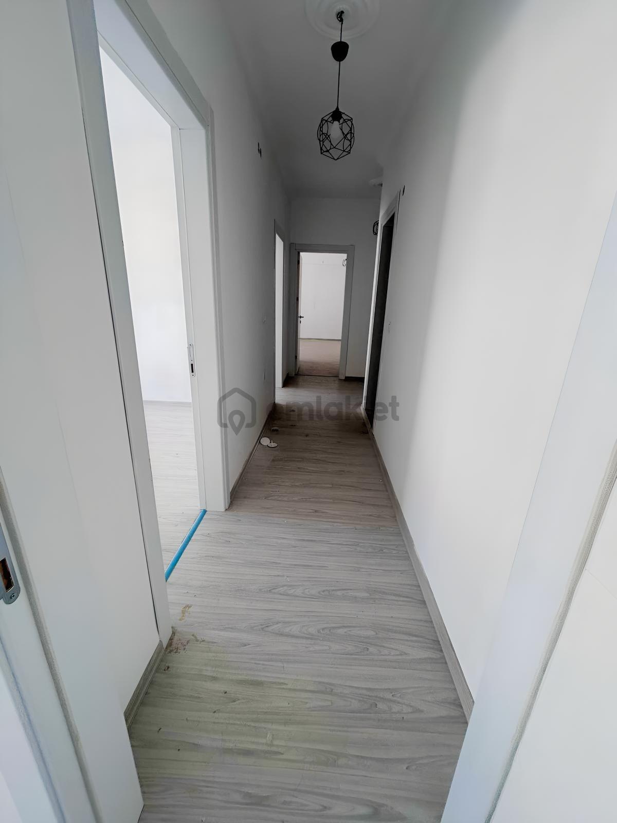 Havuzlu Site İçinde 3+1 - 11
