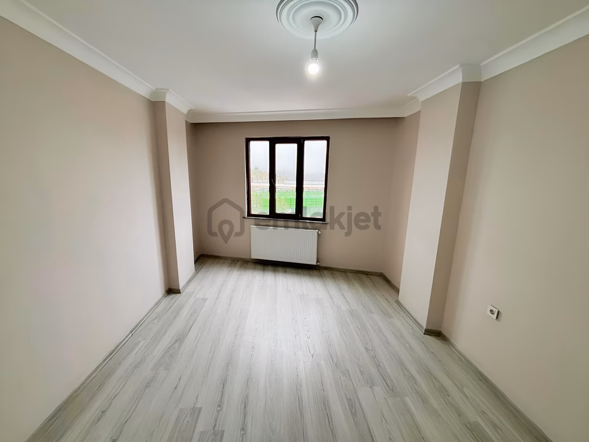 Köprü Emlaktan Satılık 2+1 Çift Balkonlu Daire - 9