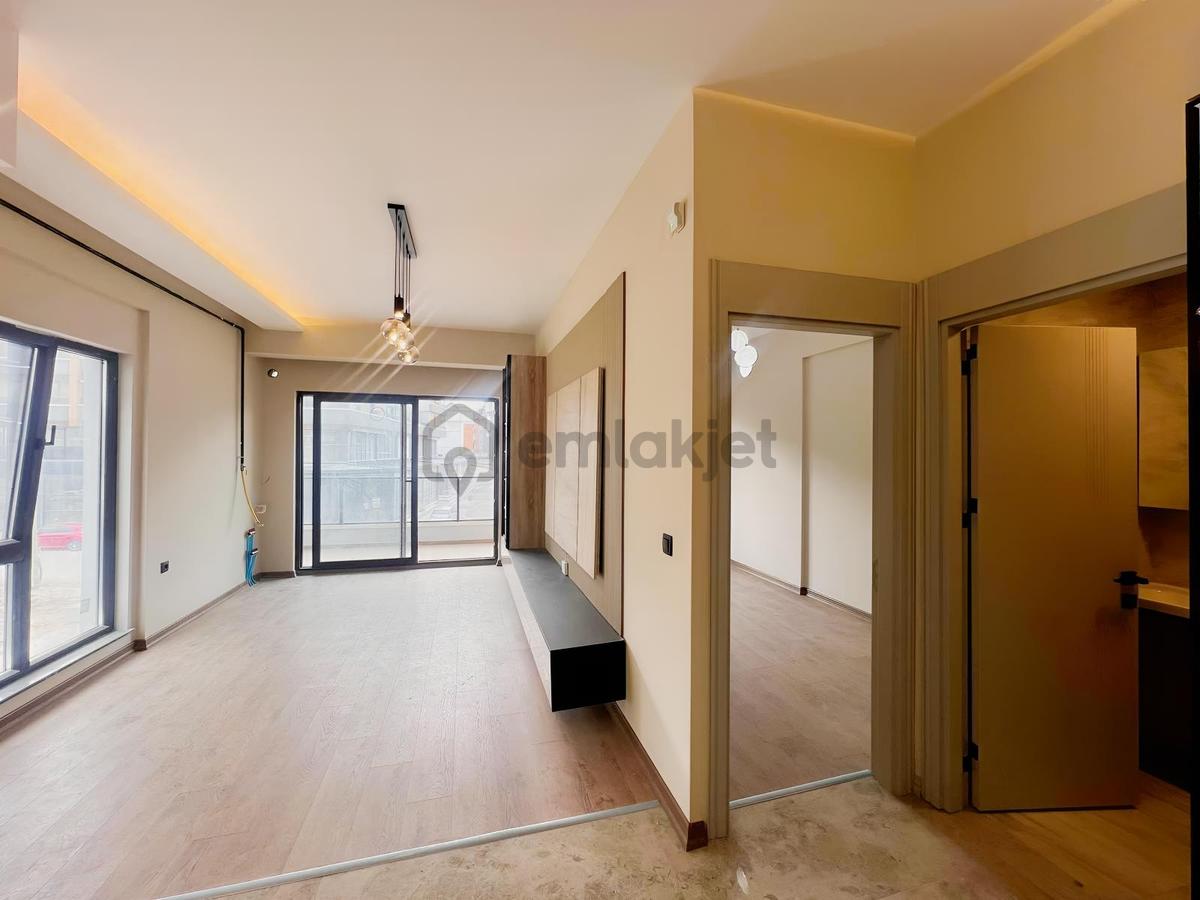 Alaçatı'dan Bulvar Yakını/ Geniş/modern/satılık 1+1 Daire - 15