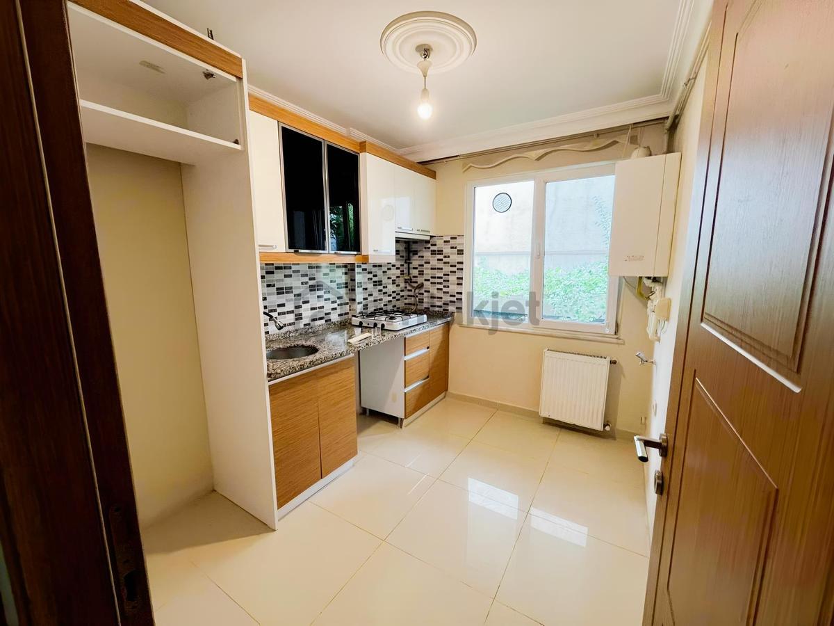 Beylikdüzü Yakuplu Kiralık 2+1 Daire - 14