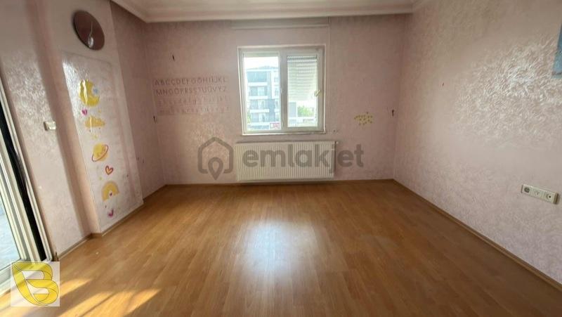 Yeniköy Merkezde Kiralık 3+1 Daire Ebeveyn B.&d.gazlı - 9