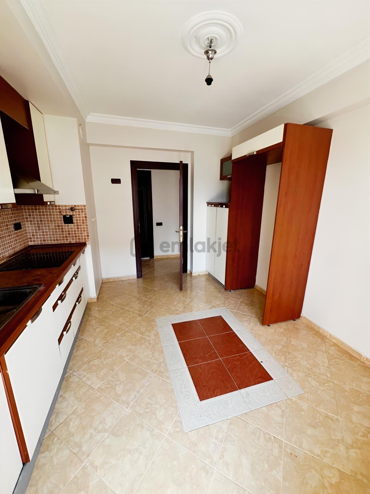 Afyon Özsu Emlak'tan Uydukent'te Kiralık 3+1 Daire - 2