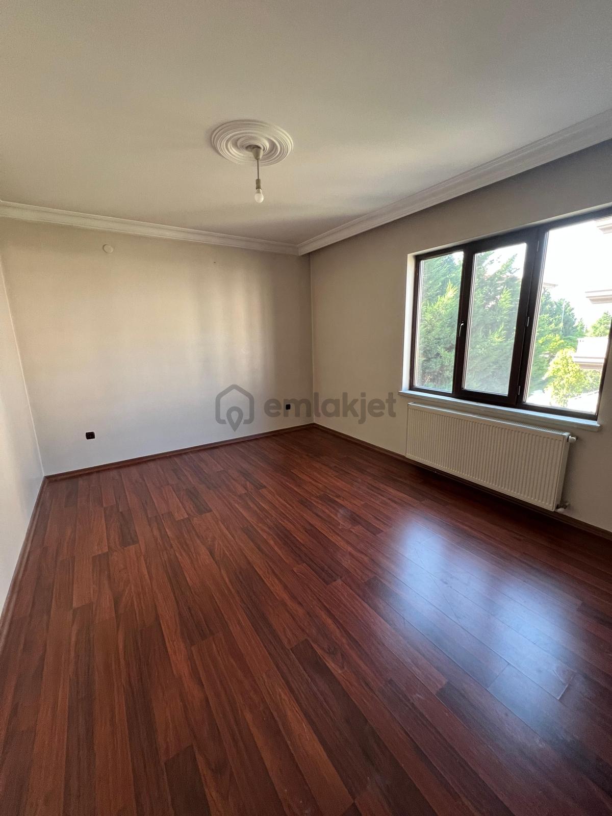 Afyon Özsu Emlak'tan Uydukent'te Kiralık 3+1 Daire - 8