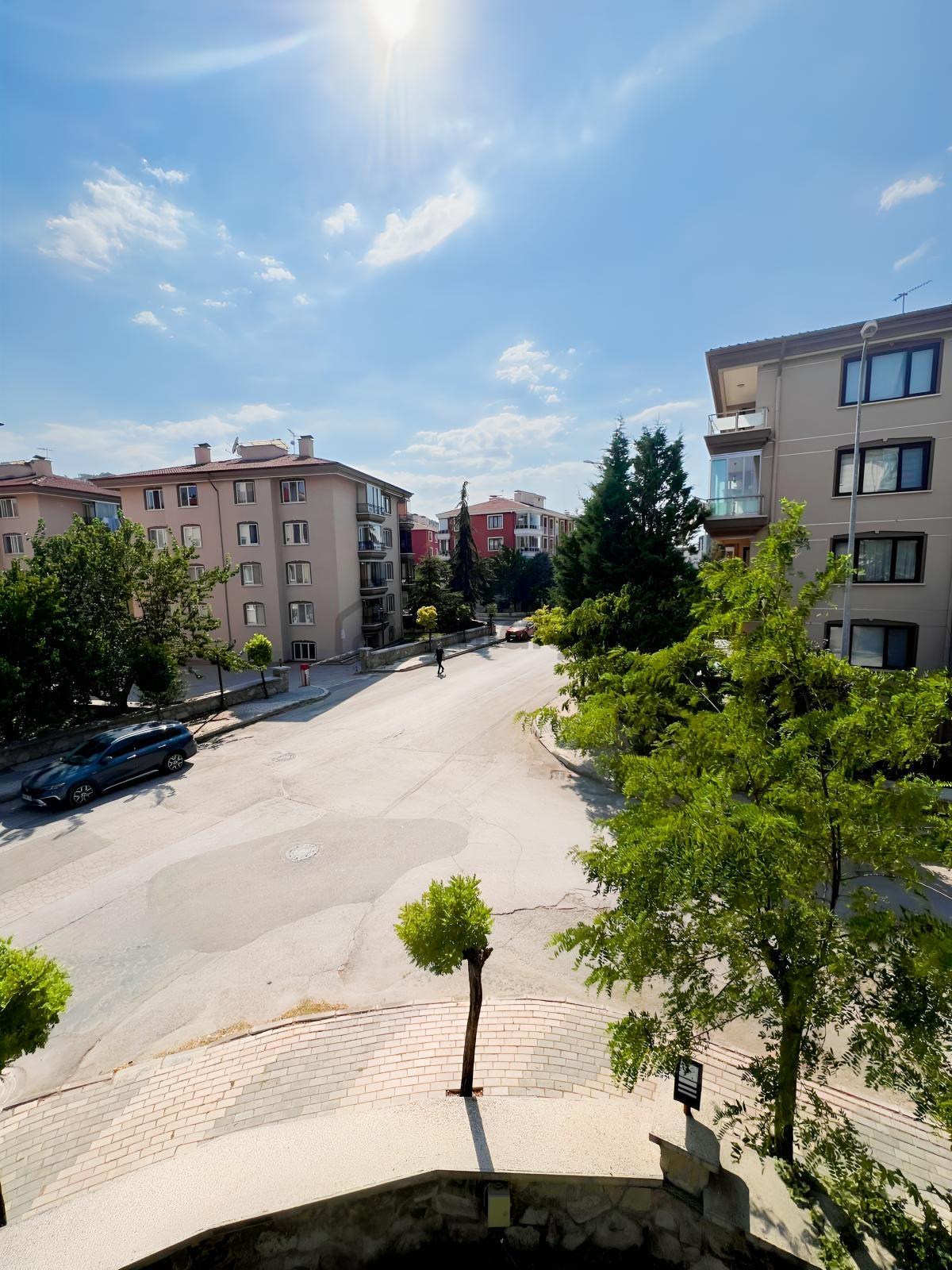 Afyon Özsu Emlak'tan Uydukent'te Kiralık 3+1 Daire - 14