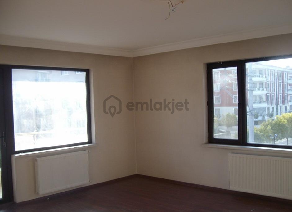 Afyon Özsu Emlak'tan Uydukent'te Kiralık 3+1 Daire - 6
