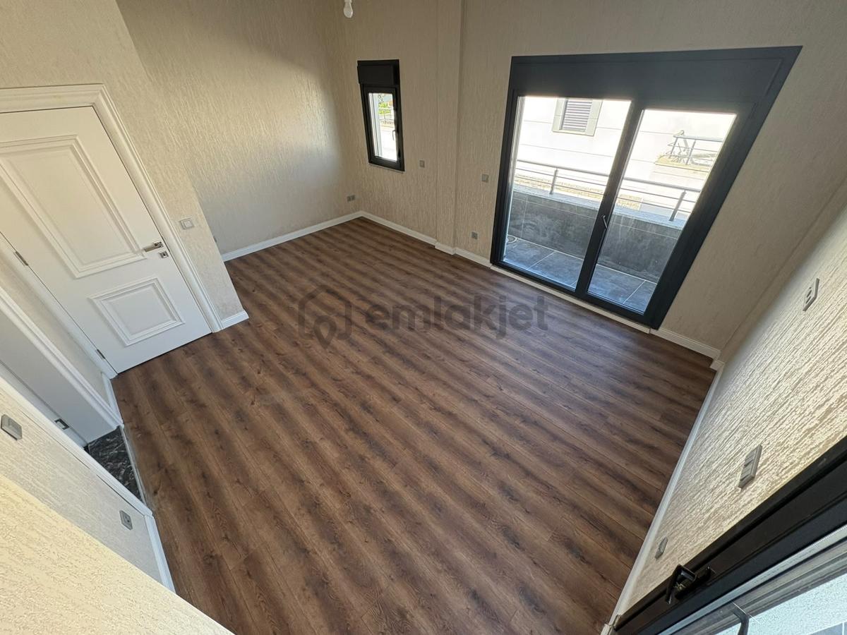 Darıca Bayramoğlu Merkezi Konumda Modern 7+1 Satılık Villa - 33